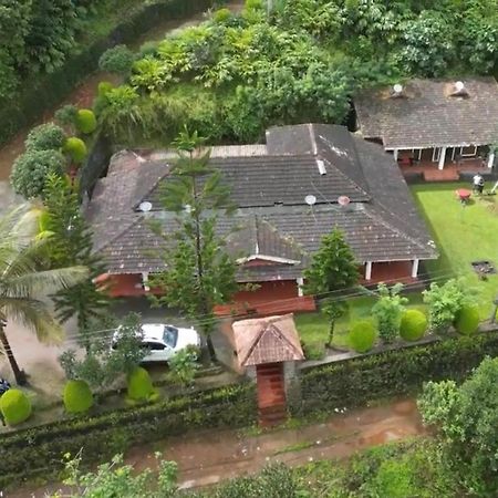 Cassells Jungle Resorts Thekkady Vandiperiyār Exteriör bild