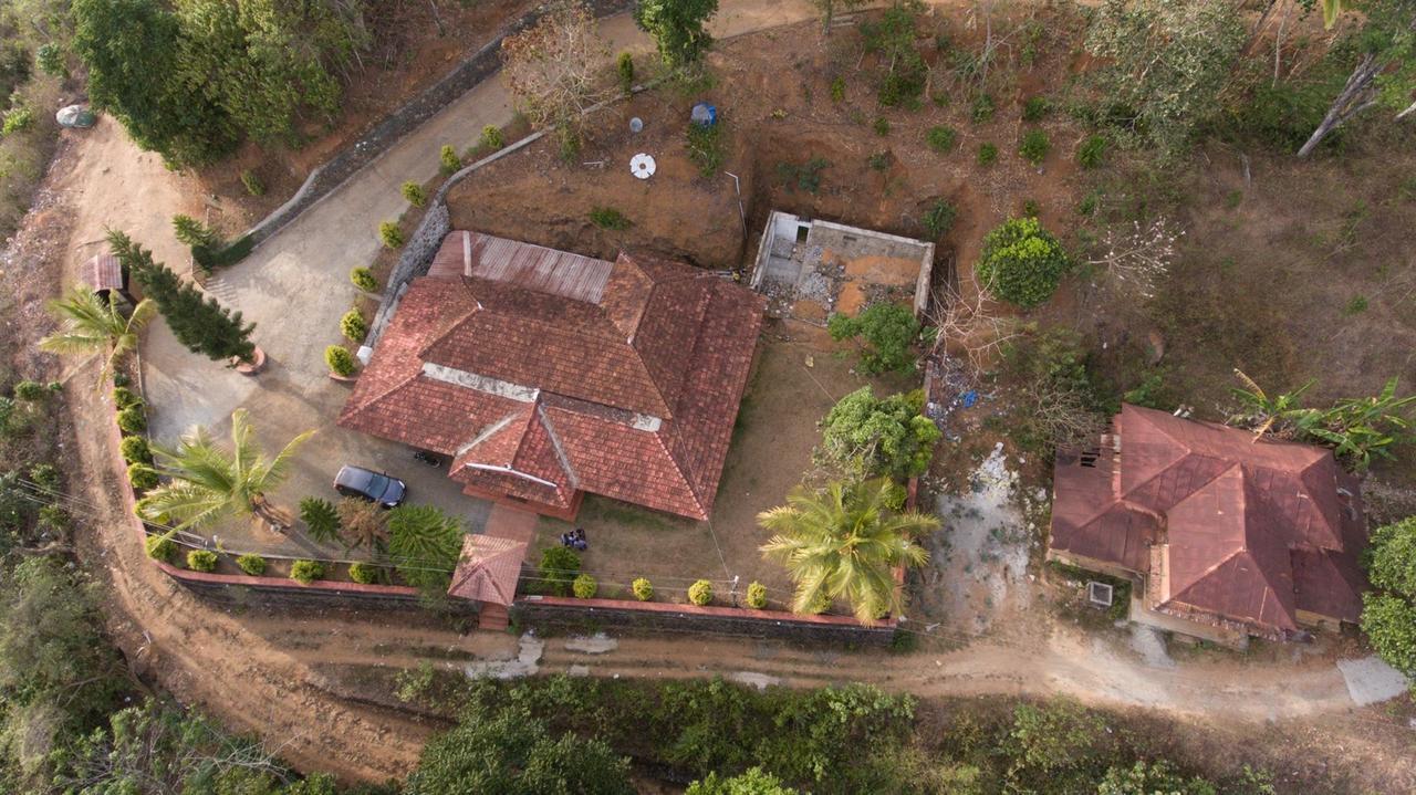 Cassells Jungle Resorts Thekkady Vandiperiyār Exteriör bild