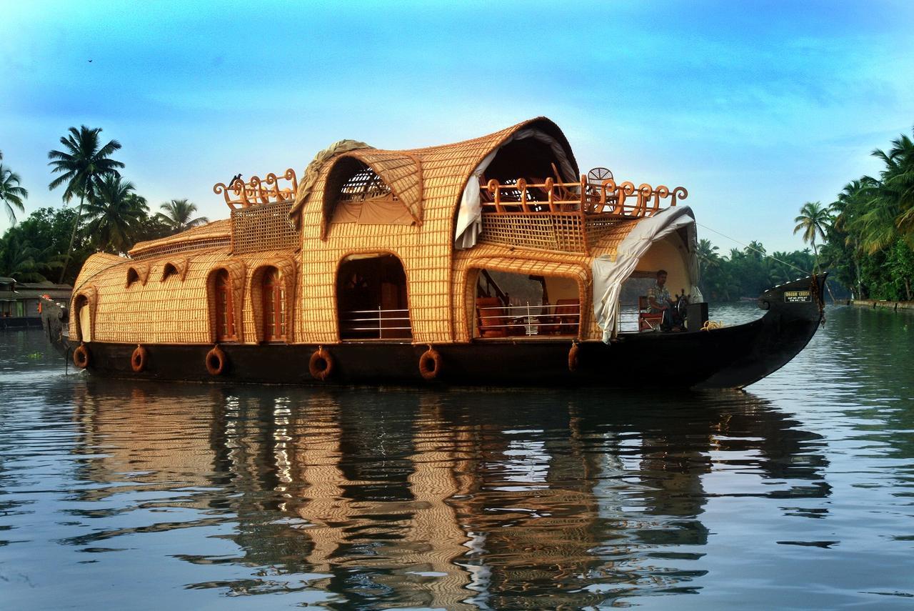 Cassells Jungle Resorts Thekkady Vandiperiyār Exteriör bild