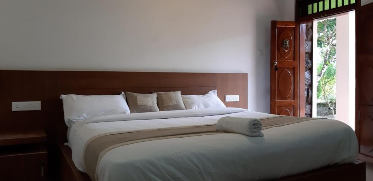 Cassells Jungle Resorts Thekkady Vandiperiyār Exteriör bild